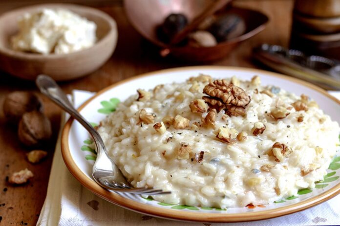 Risotto con noci e gorgonzola